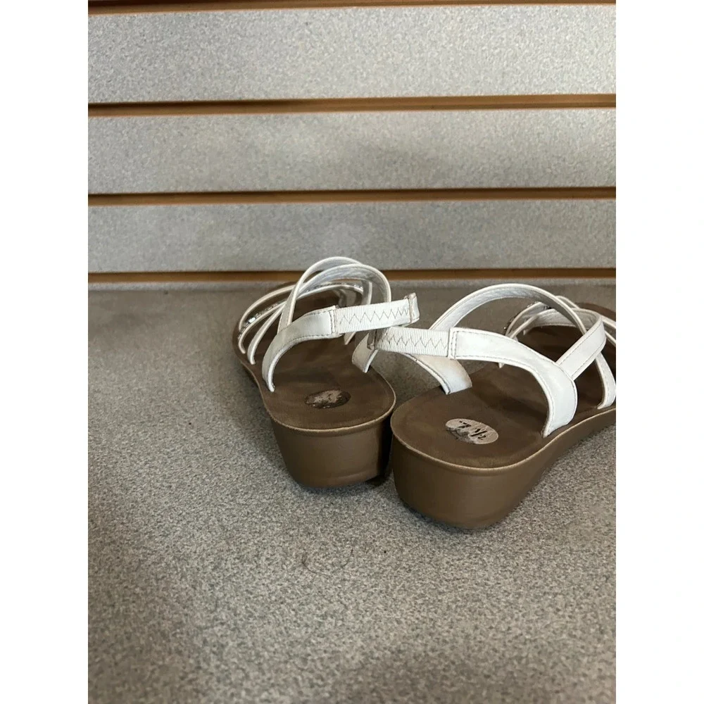 Harborsides white strappy